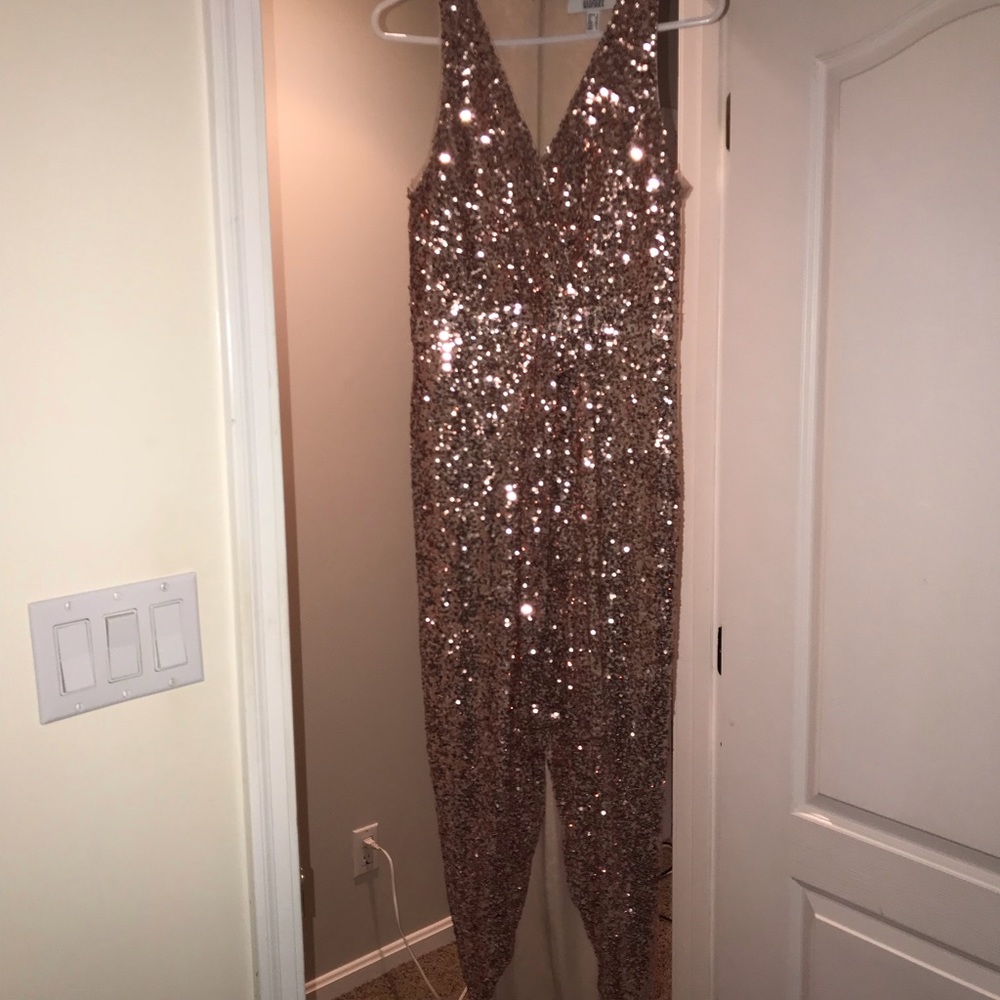 Women’s dress